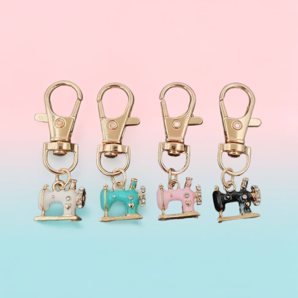Mini Sewing Machine Keychains – A Stitch of Memory & Meaning