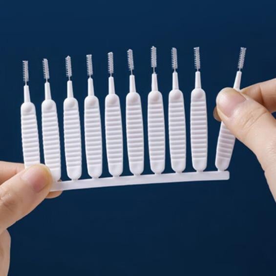 30 Counts Crevice Tiny Brush